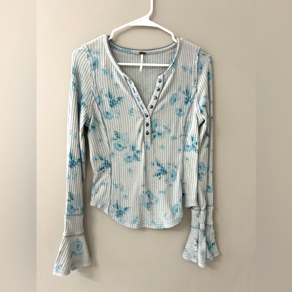 Free People floral top NWOT